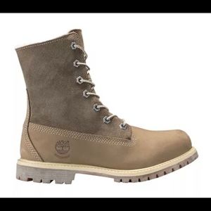 WOMEN'S TIMBERLAND® AUTHENTICS WATERPROOF ROLL-TOP BOOTS